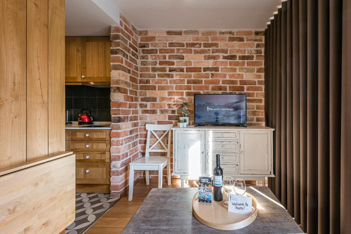 Guestready - Crayon Walls Apts Porto Exteriér fotografie