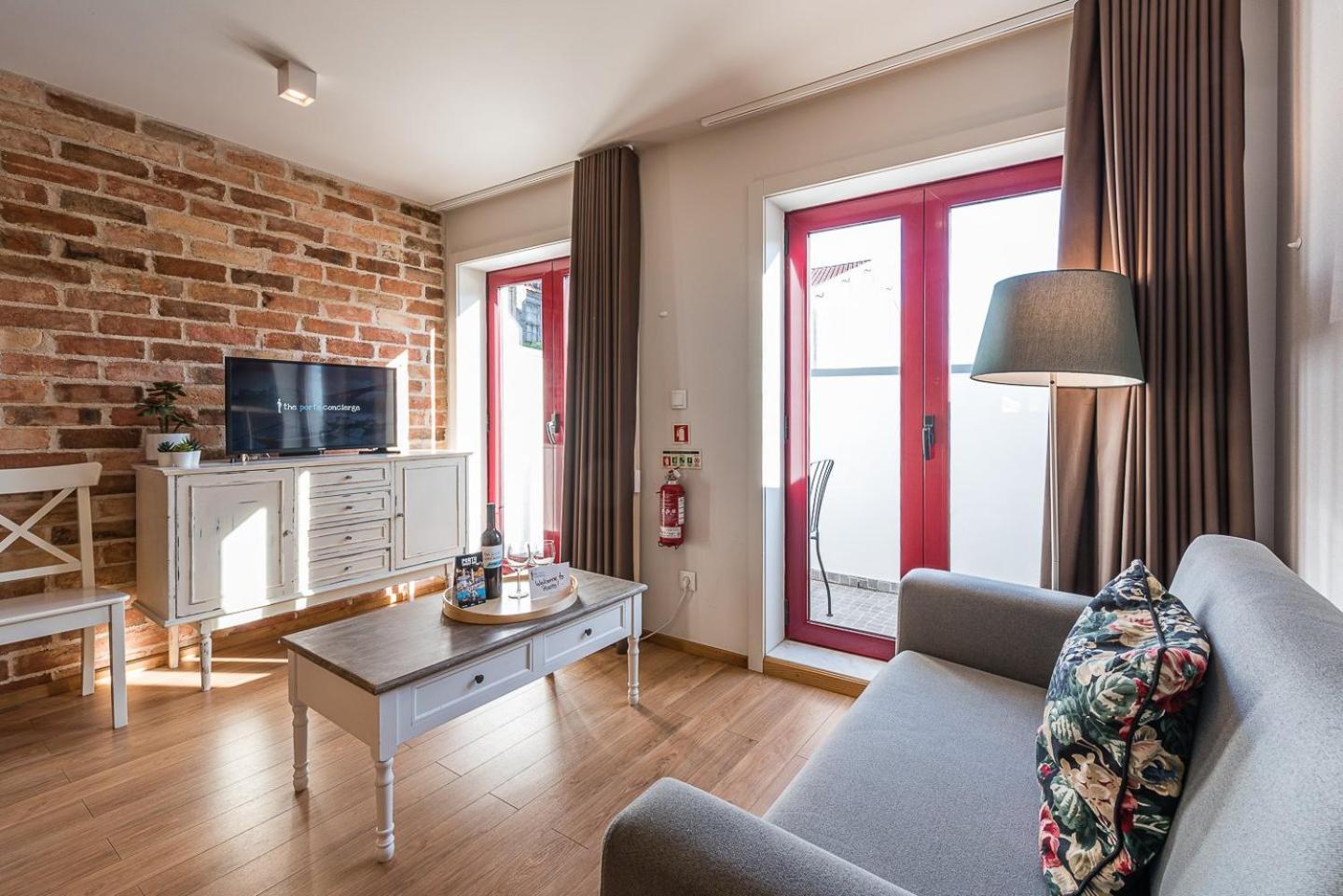 Guestready - Crayon Walls Apts Porto Exteriér fotografie